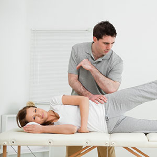 Therapeutic massage table